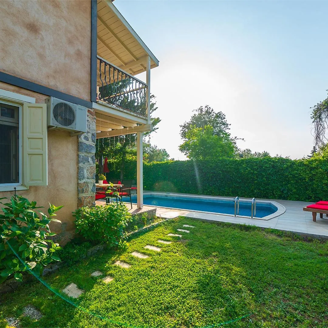Aurora Holiday Villa In Oeluedeniz Fethiye